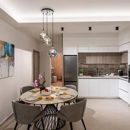 Theatro Living In Elegance - Luxury In Apartman Herszonisszosz