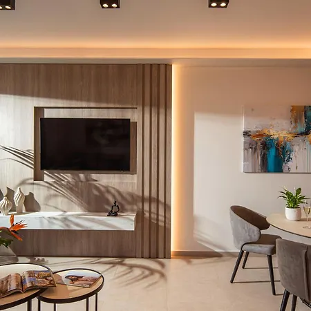 Apartment Theatro Living In Elegance - Luxury In Hersonissos (Crete)