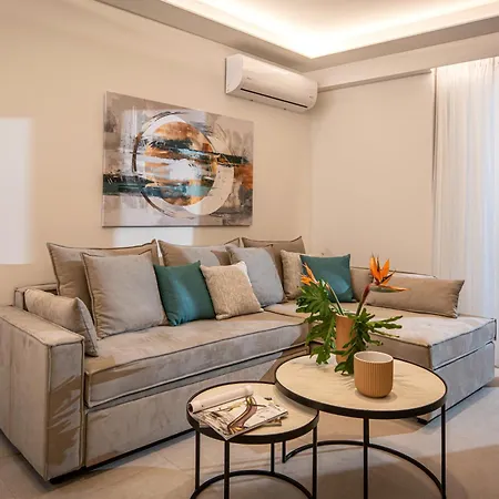 Apartment Theatro Living In Elegance - Luxury In
